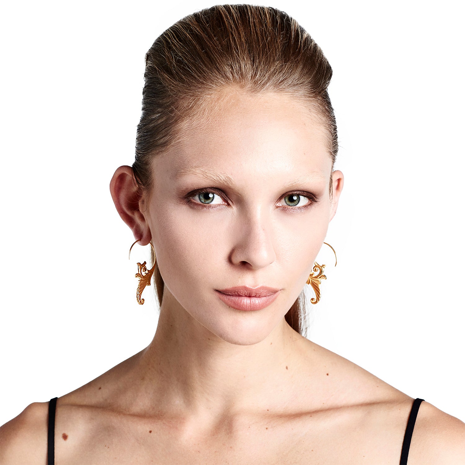 Moksha earring by Maya Jewelry
